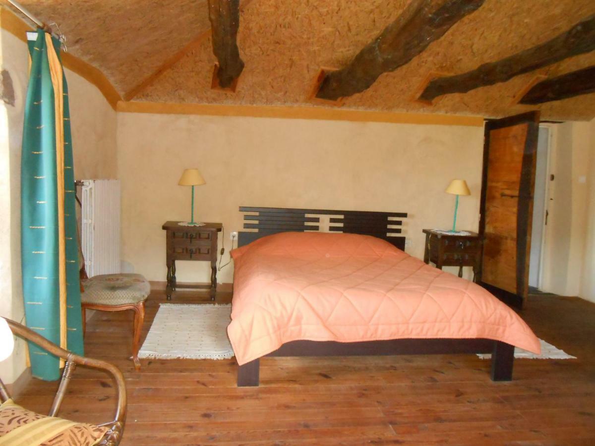 Chambre D'Hotes Des Monts Saint-Izaire Ngoại thất bức ảnh
